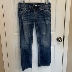 Silver Jeans Distressed Tuesday Capri size 27 (size 4)